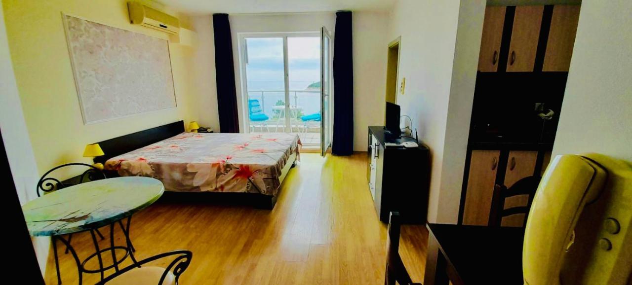 Aparthotel Aпартаменти Мини В Бей Вю Carevo Exteriér fotografie